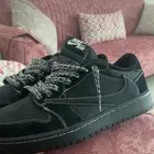 شوز ترافيز سكوت