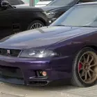سكايلاين R33