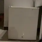 ثلاجه غرفه