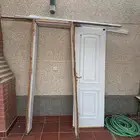 باب حمام خشب مع الحلق