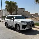 جيب لكزس LX