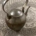 براد شاهي من عام 1403 ونظيف