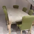 طاولة طعام