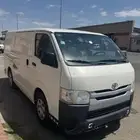 باص تايوتا بضاعة للايجار