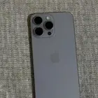 آيفون 15 برو ماكس 256 قيقا مايشتكي من شيء ولا خدش