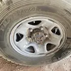 4جنوط للبيع بكفراتهن الجنوط اصلي الكفرات جداد استخدام 20يوم