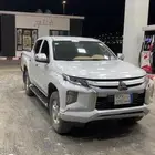 ميتسوبيشي L200 للبيع الموتر نظيف بدي متحركات شرط