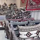 مراكيز وجلسات وكراسي وزوالي