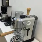 للبيع كامل ركن القهوة مع الآلات