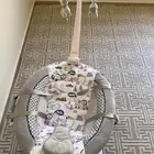 كرسي هزاز للاطفال جديد استخدام شهر ونص للبيع