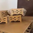 طاولات نظيفه خاليه من الخدوش