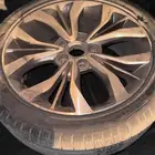 جنط مقاس 18 القيمة 300 والصامل ماراح نختلف جنط واحد