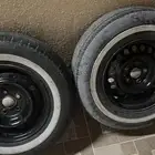 جنوط هايلكس مع كفرات للبيع خمس خنوط