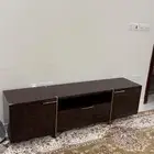 طاولة تلفزيون