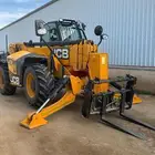 رافعة تلسكوبية 17 متر 2016 (ايجار شهري -سنوي )