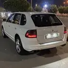 بورش 2005