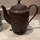 بريق نحاس و زمزمية قديمة تراثية