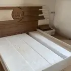 غرفة نوم ومطبخ