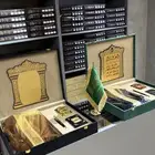 هدية درع مع الصندوق وبشت