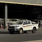 تويوتا هايلكس غمارتين GLX S دبل تماتيك مفتاح 2025 - 125.000