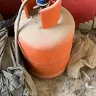 جرة غاز وفرن واحد بالغاز واحد كهربائي