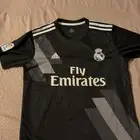 تيشرت ريال مدريد اسود