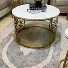 طاولة للبيع