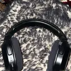 سماعة ريزر جميع محتوى السماعة موجوده كامله