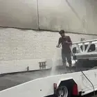 سطحه