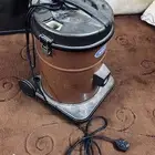مكنسة كهربائية