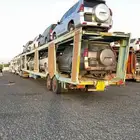 ناقلة سيارات الطول 20 ونص العرض 2 ونص الارتفاع الداخلي 2