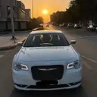 كرايزلر c300 v8 2021 لكجري