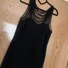 فستان مناسبات جديد ونظيف للبيع