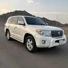 لندكروزر 2013 فل كامل ممشى 220