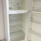 ثلاجة ومكنسه واغراض اخرى