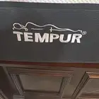 للبيع مرتبة سرير ملكية