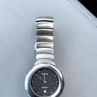 ساعه رادو اصليه نظيفه البيع سمح ومستعجل لظروف