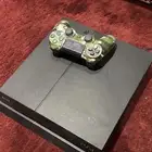 للبيع سوني 4 بحالة جيدة معه يد