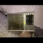 مكيف كارير وثلاث سخانات واسطوانة واثنين دافور