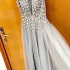 فستان للبيع