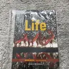 كتابين Life بقراطيسسسهم شريتهم وغيرت تخصصي مافتحتهم