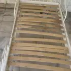 للبيع سرير نضيف