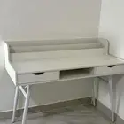 مكتبة للبيع