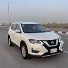 للبيع اكس تريل 2021 بدون دبل 5 مقاعد