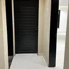 شقة في الندوة للبيع على شارعين بمساحة كبيرة وبجميع الضمانات