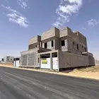 للبيع دبلكسين عظم في حي النقيب