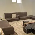 مجلس عربي كامل وطاوله ارضيه شامل الموكيت ب1000 قابل للتفاوض