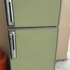 للبيع ثلاجه قديمه جدا للعرض فقط لها حوالي 30 سنه