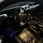 موستنق 2016 V8