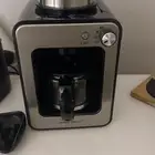 بلاك كوفي مع مطحنة مدمجه